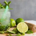 Mojito med lime, mynte, rom og danskvand